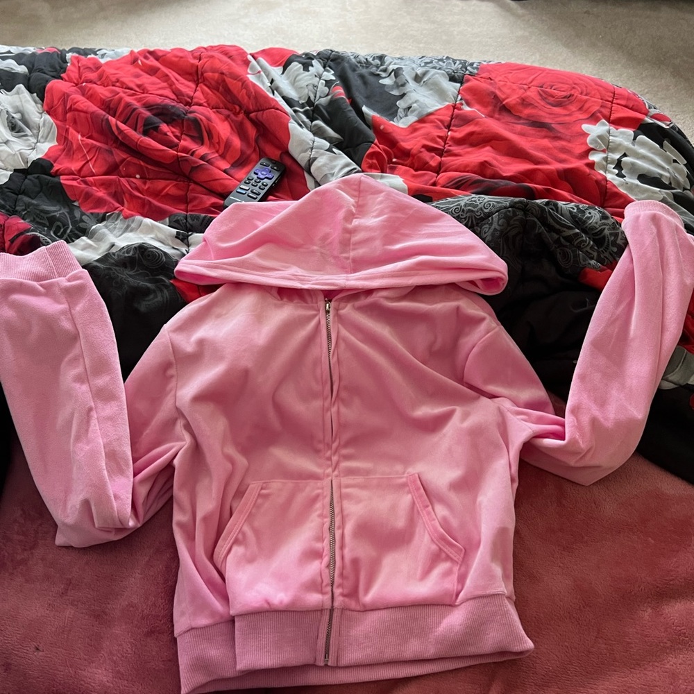 cropped velvet hoodie pink